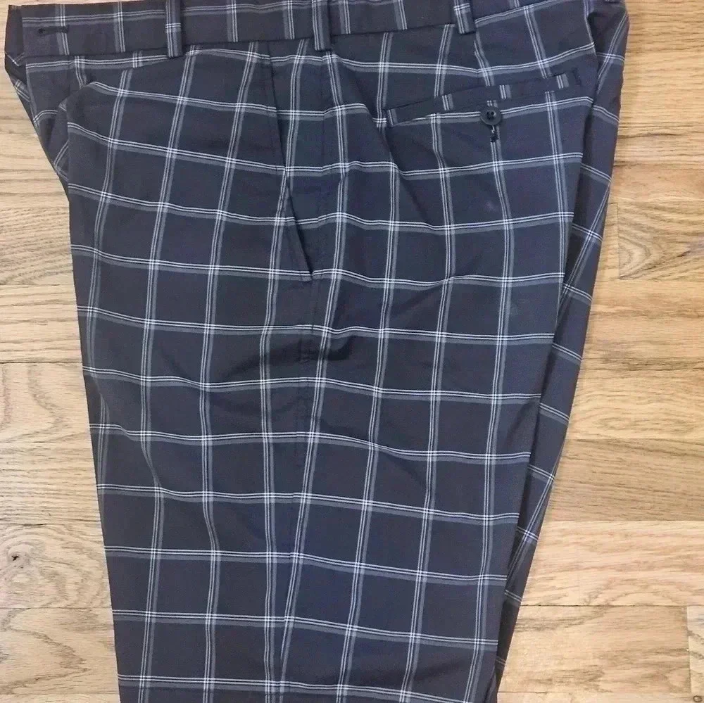 Nike Golf 95%Polyester 5%Spandex EUC Size 32 - Picture 3 of 9